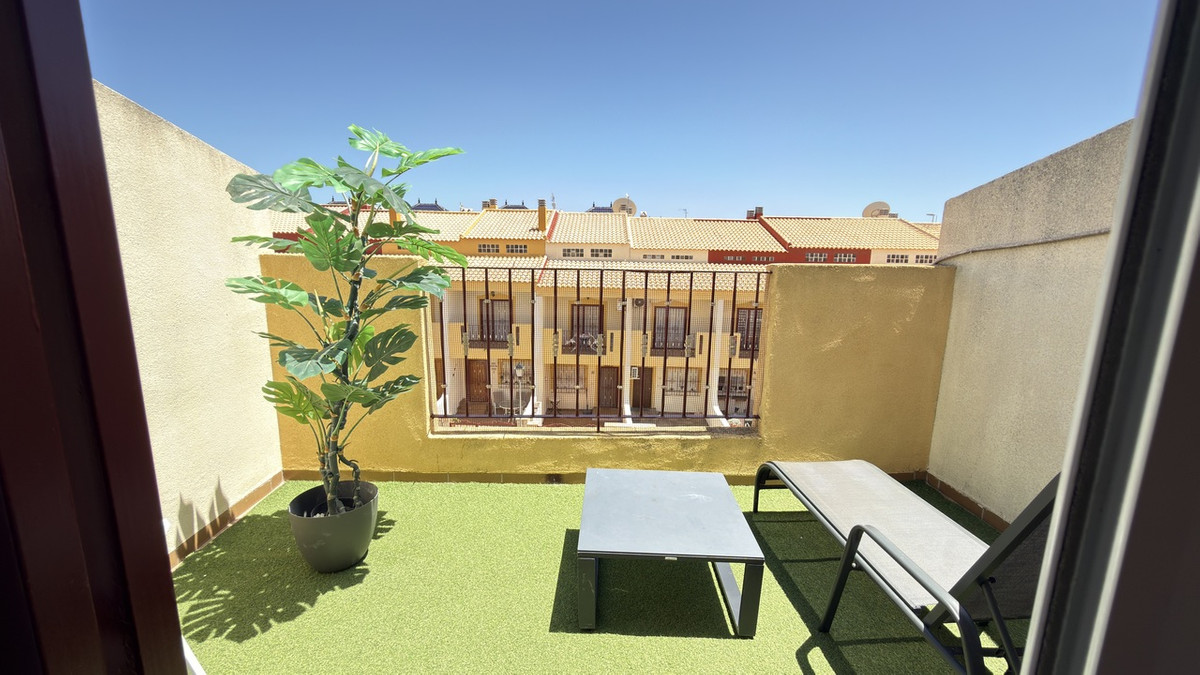 ShowFeedImage House – Townhouse in Orihuela