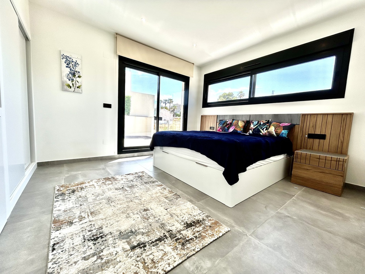 House – Detached Villa in Orihuela