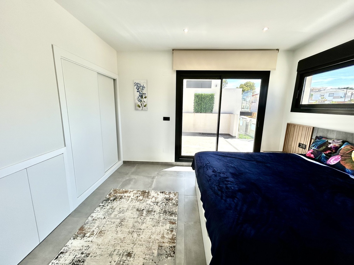 House – Detached Villa in Orihuela