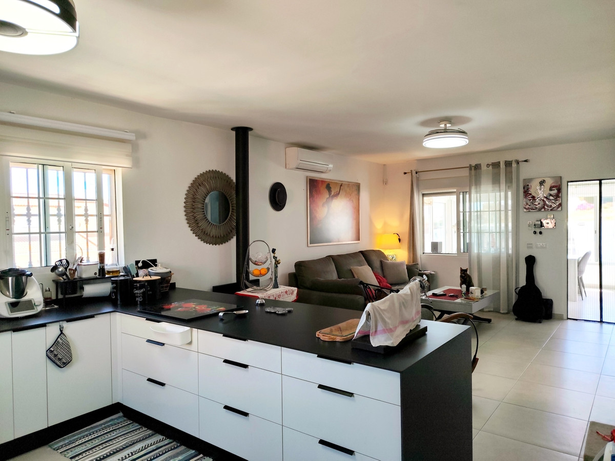 ShowFeedImage House – Detached Villa in Orihuela