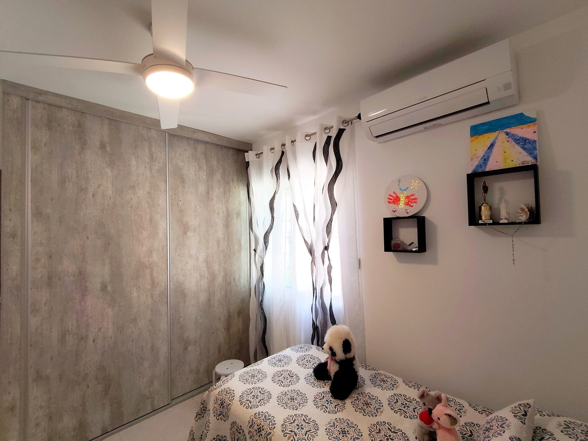 ShowFeedImage House – Detached Villa in Orihuela