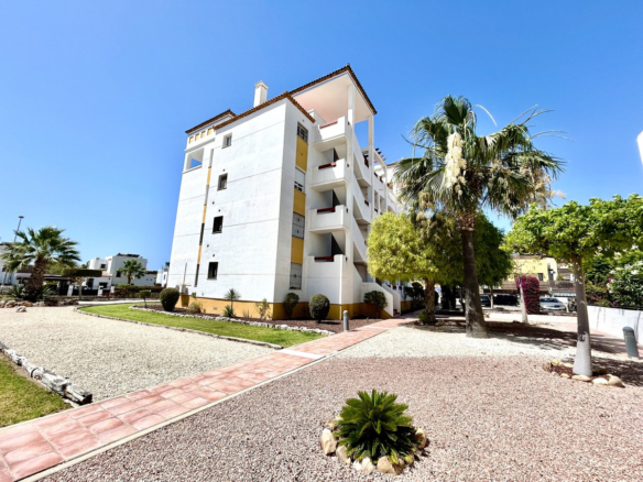 Apartment – Ground Floor Apartment in Orihuela