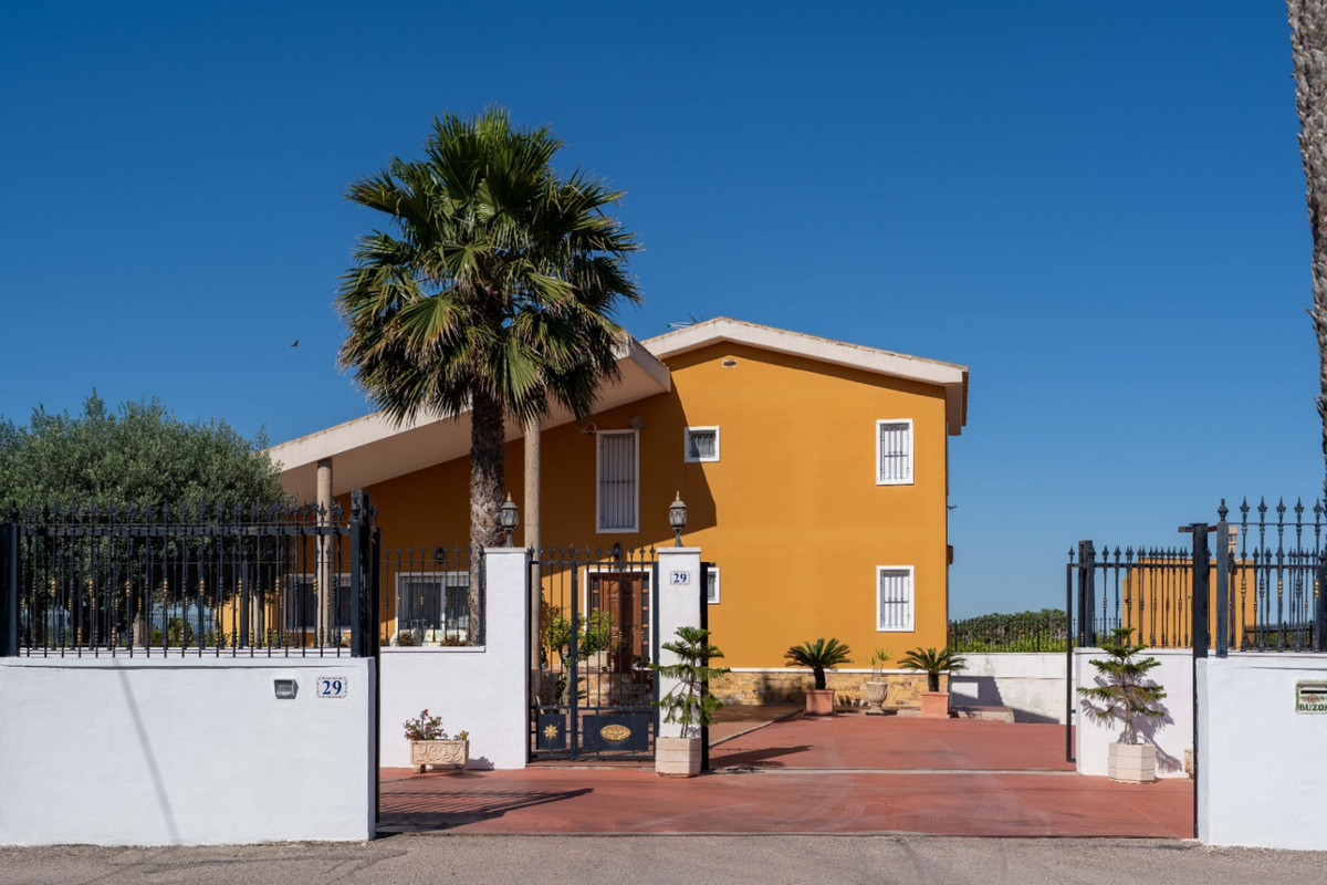 House – Detached Villa in Orihuela