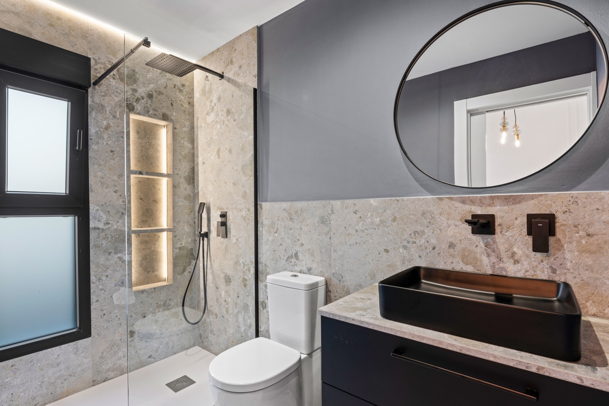 ShowFeedImage House – Detached Villa in Torrevieja