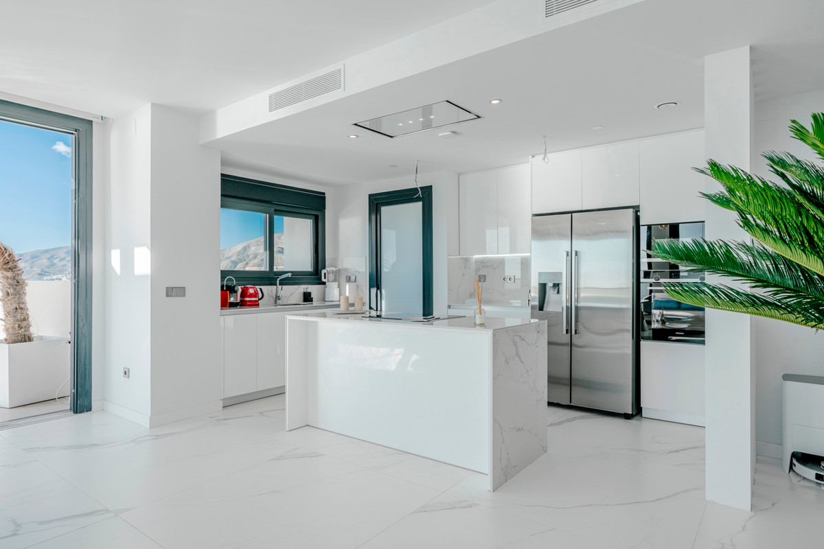 ShowFeedImage Apartment – Middle Floor Apartment in Benidorm