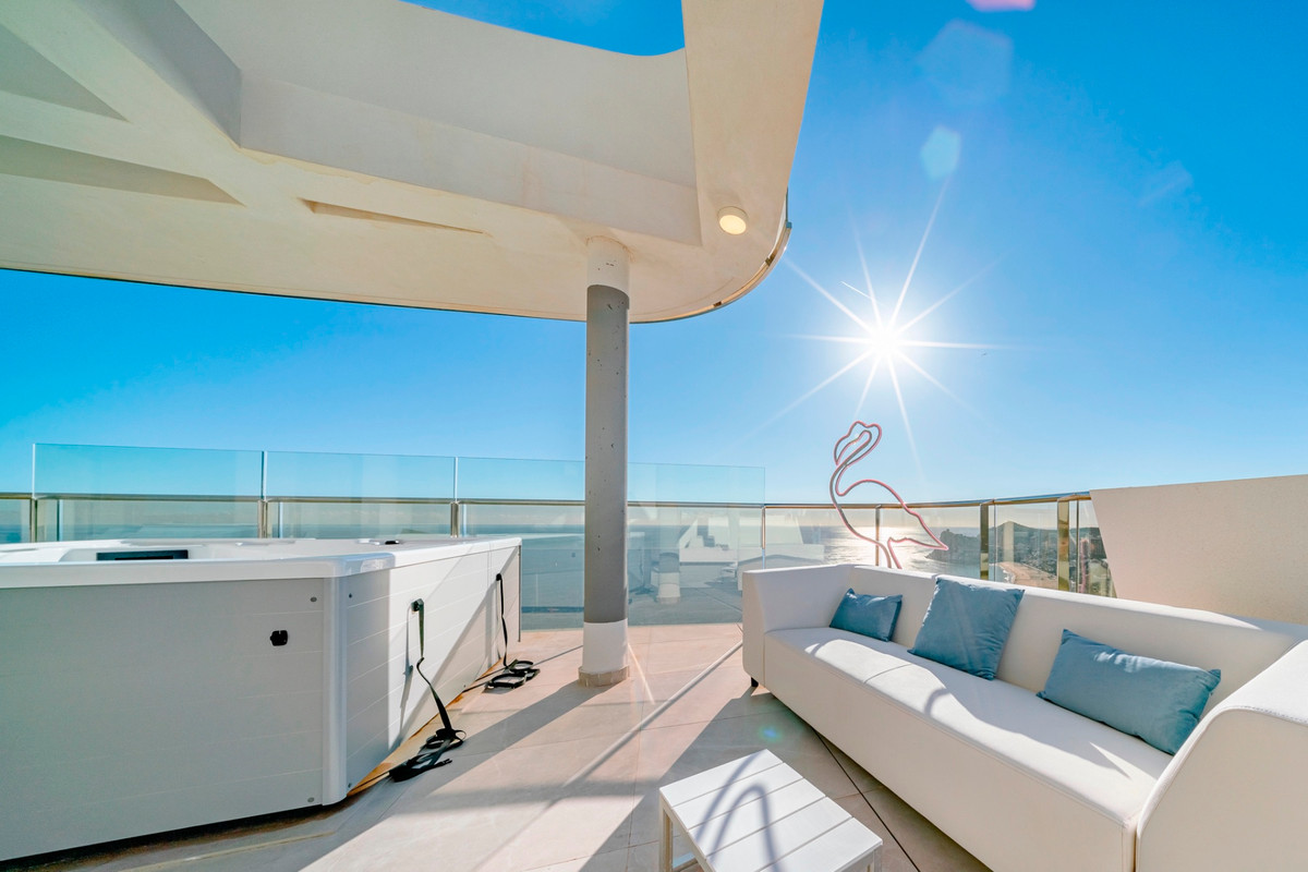 ShowFeedImage Apartment – Middle Floor Apartment in Benidorm