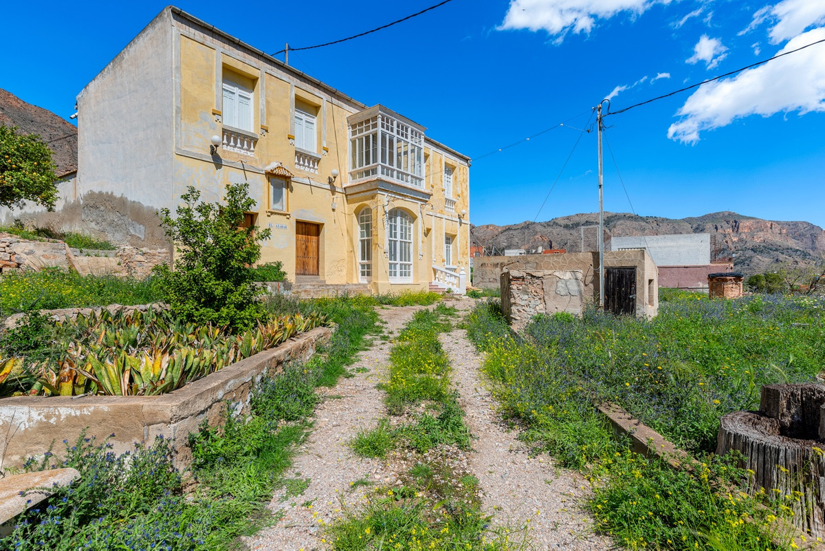 ShowFeedImage House – Finca – Cortijo in Orihuela