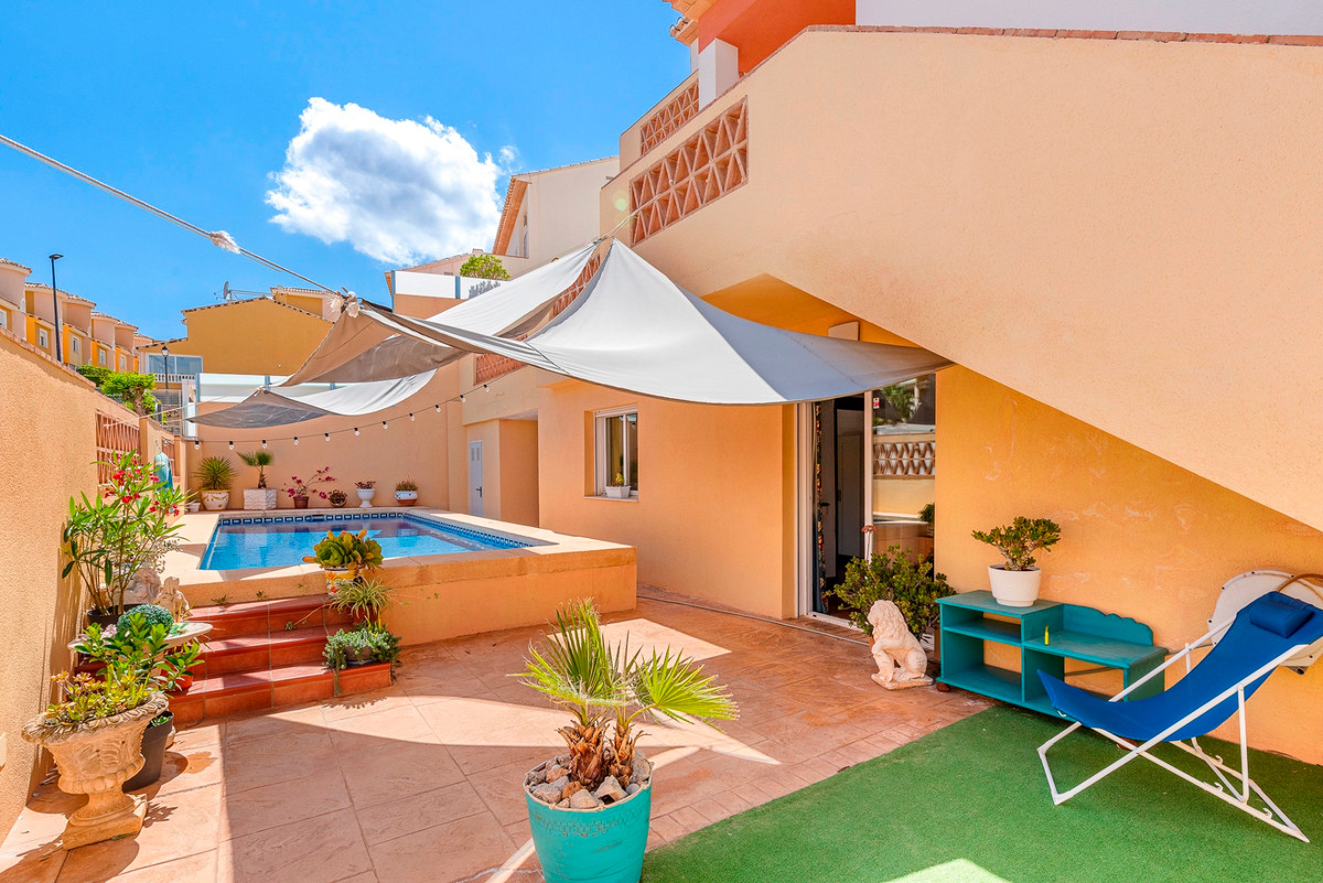ShowFeedImage House – Detached Villa in L'Alfás del Pi
