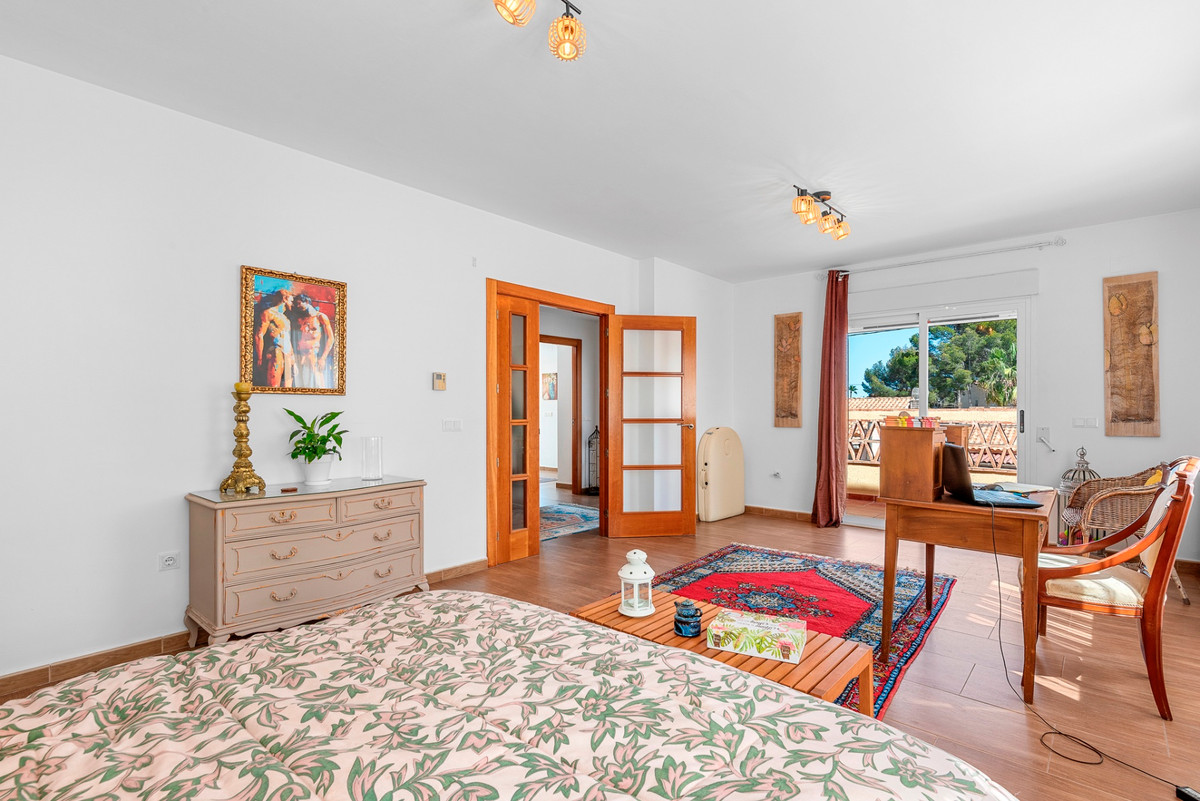 ShowFeedImage House – Detached Villa in L'Alfás del Pi