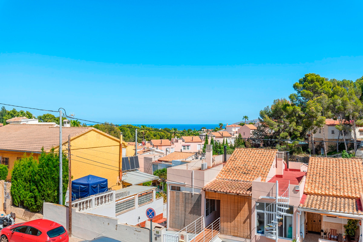 ShowFeedImage House – Detached Villa in L'Alfás del Pi