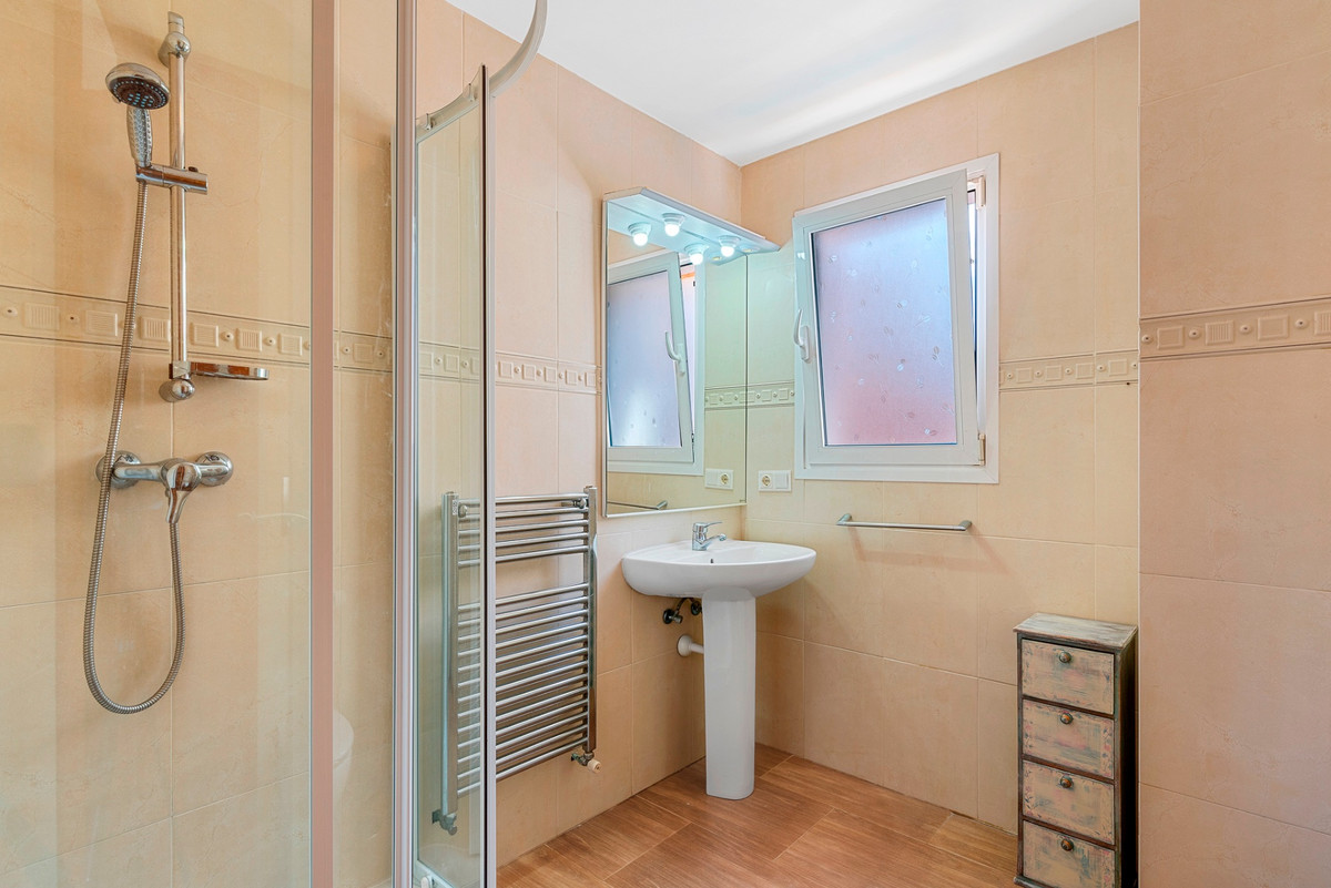 ShowFeedImage House – Detached Villa in L'Alfás del Pi