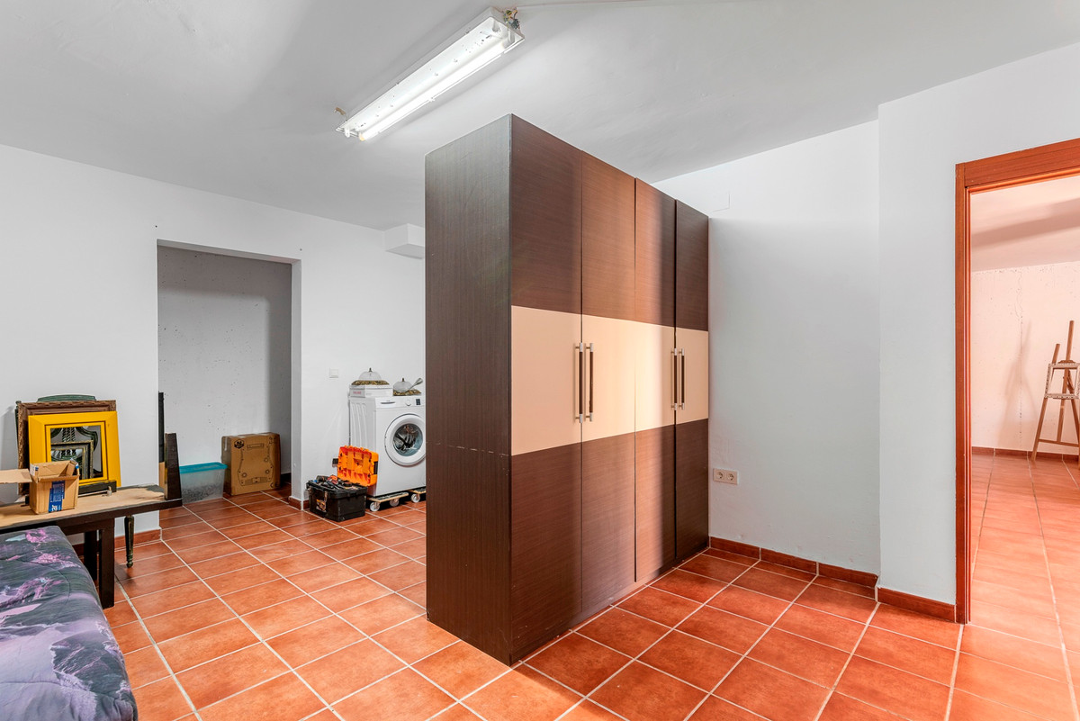 ShowFeedImage House – Detached Villa in L'Alfás del Pi