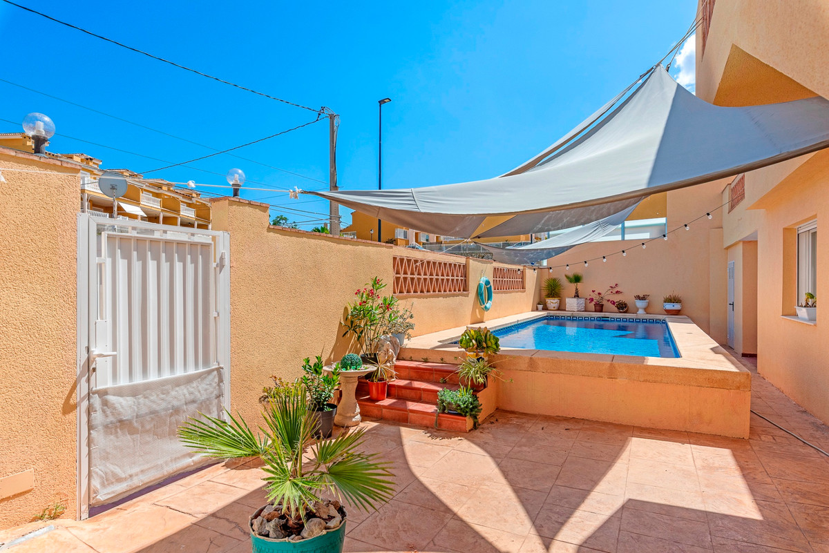 ShowFeedImage House – Detached Villa in L'Alfás del Pi