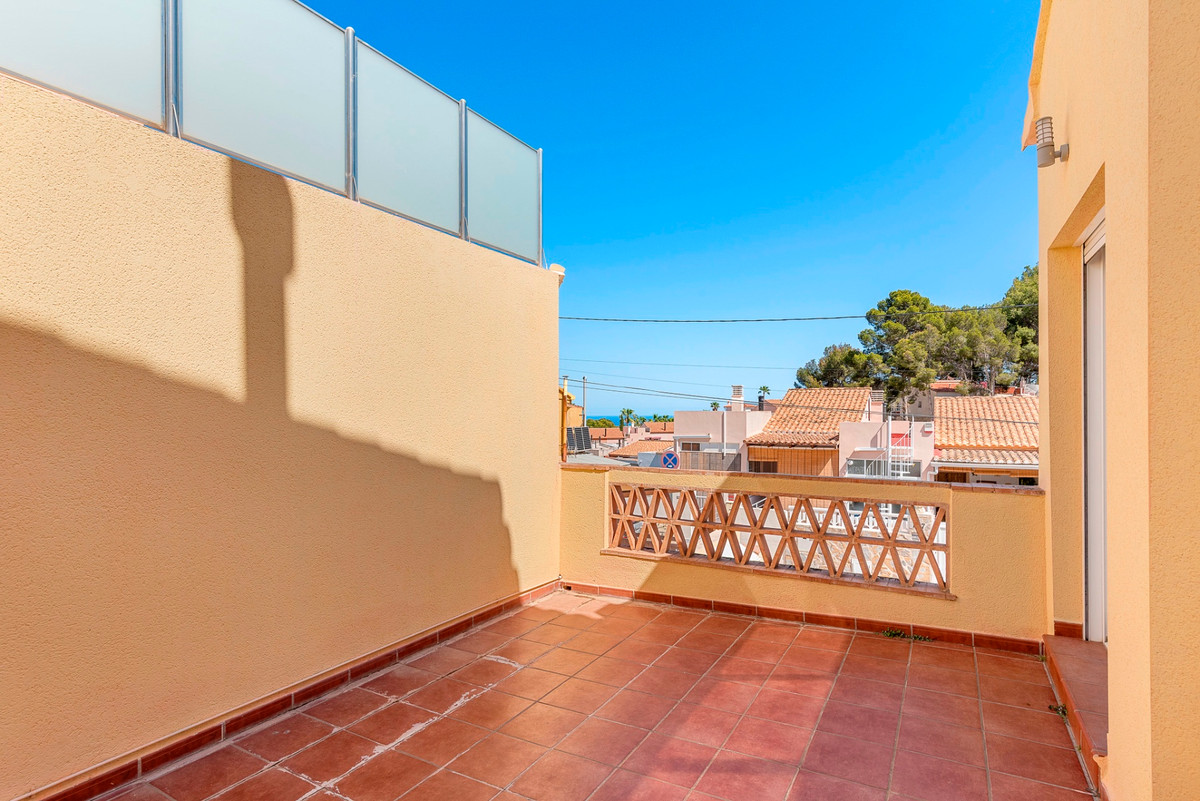 ShowFeedImage House – Detached Villa in L'Alfás del Pi
