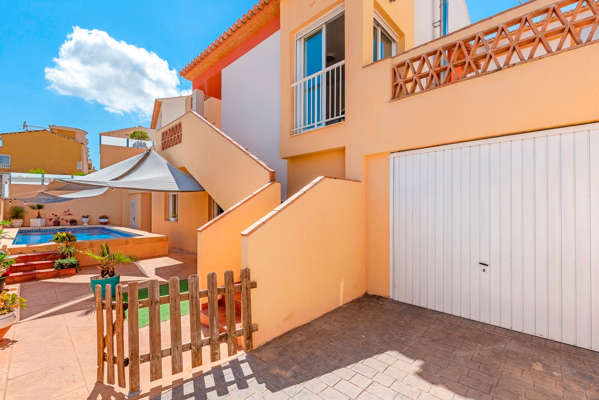 ShowFeedImage House – Detached Villa in L'Alfás del Pi