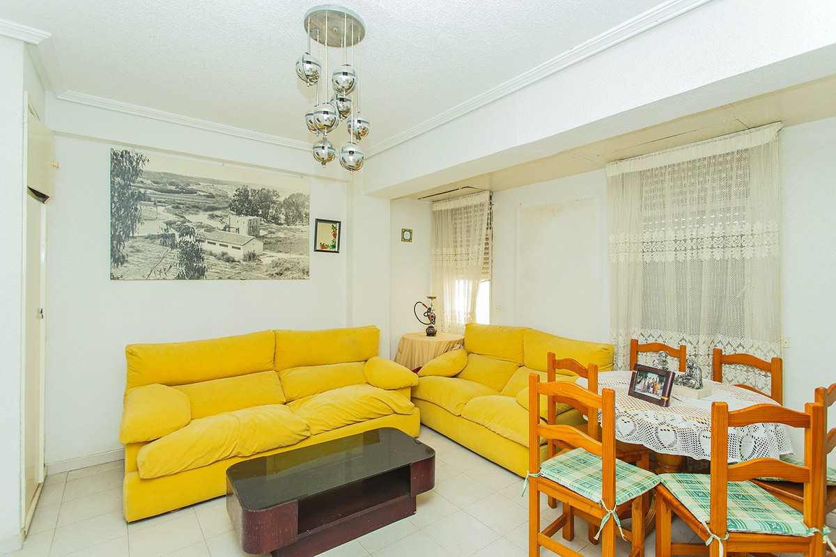 ShowFeedImage Apartment – Middle Floor Apartment in Guardamar del Segura