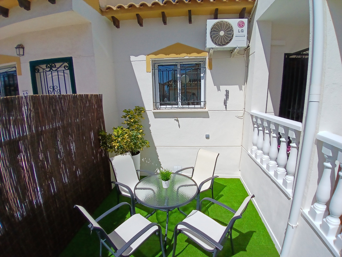 House – Townhouse in Orihuela
