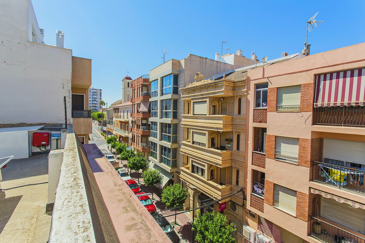 ShowFeedImage Apartment – Middle Floor Apartment in Guardamar del Segura