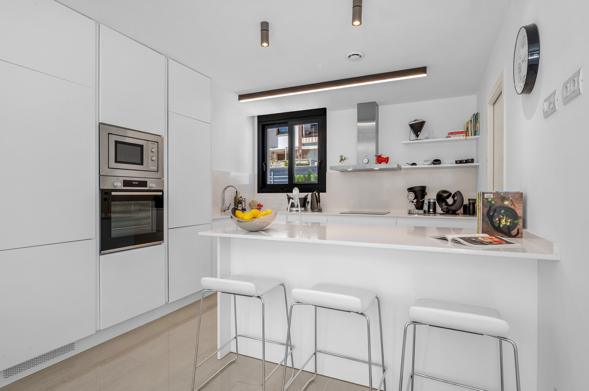 ShowFeedImage House – Detached Villa in Guardamar del Segura