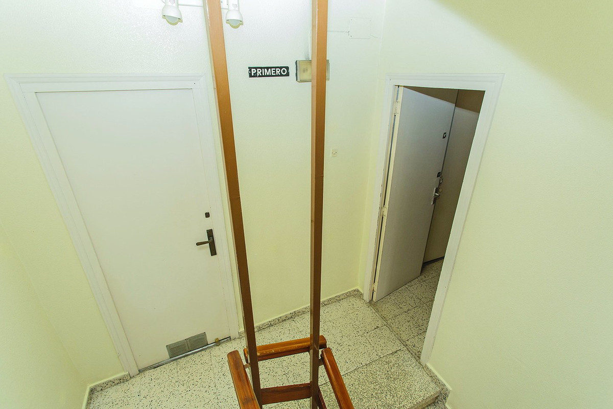 ShowFeedImage Apartment – Middle Floor Apartment in Guardamar del Segura