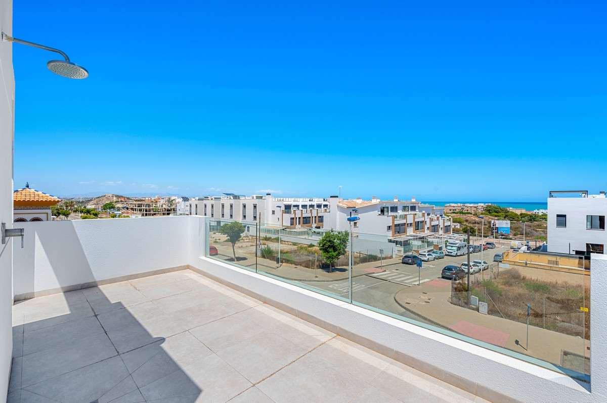 ShowFeedImage House – Detached Villa in Guardamar del Segura