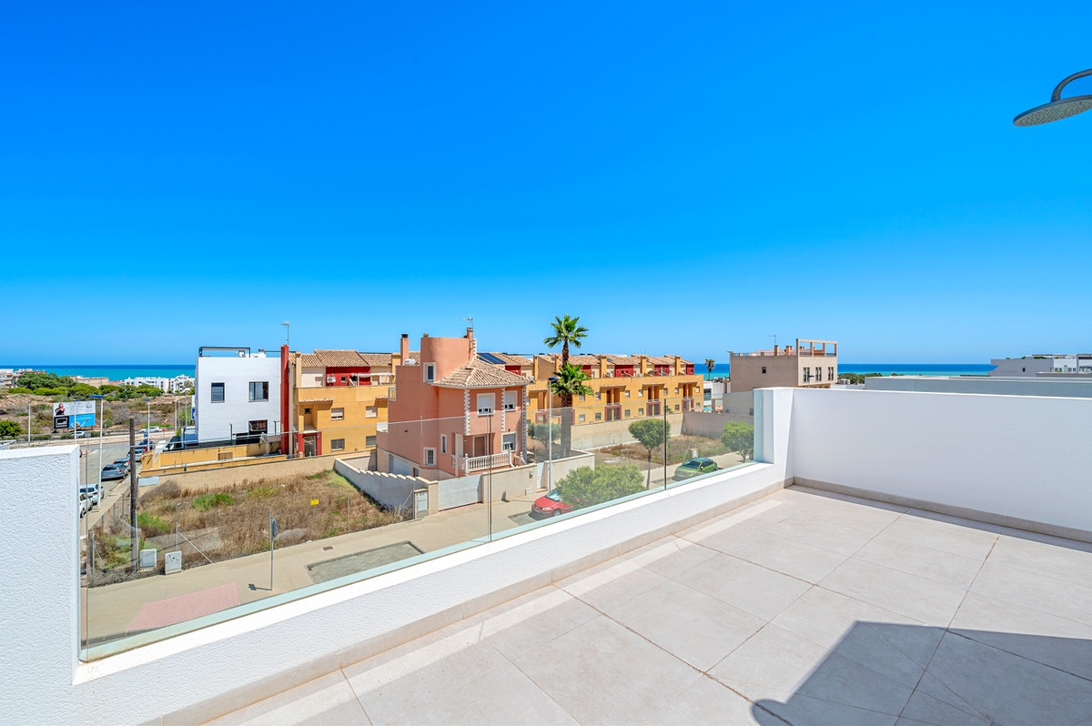 ShowFeedImage House – Detached Villa in Guardamar del Segura