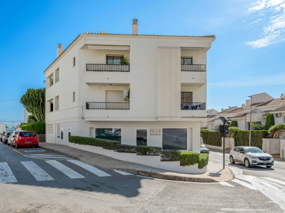 Apartment – Ground Floor Apartment in Altea