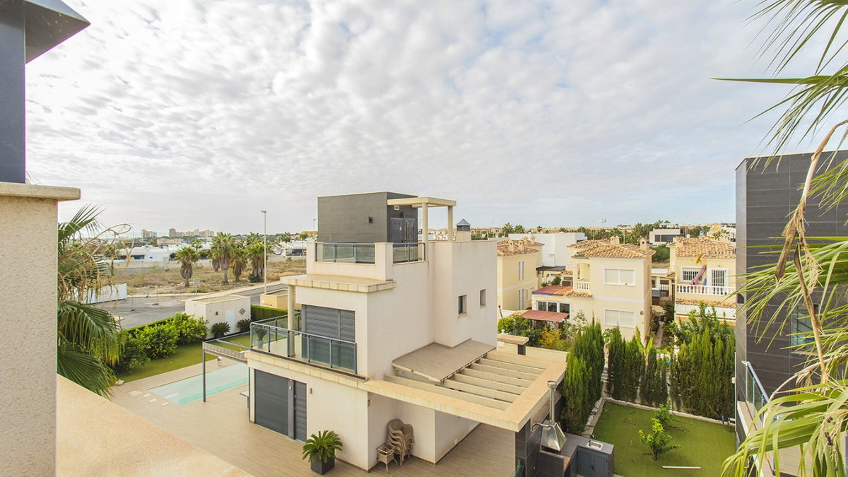 House – Detached Villa in Orihuela