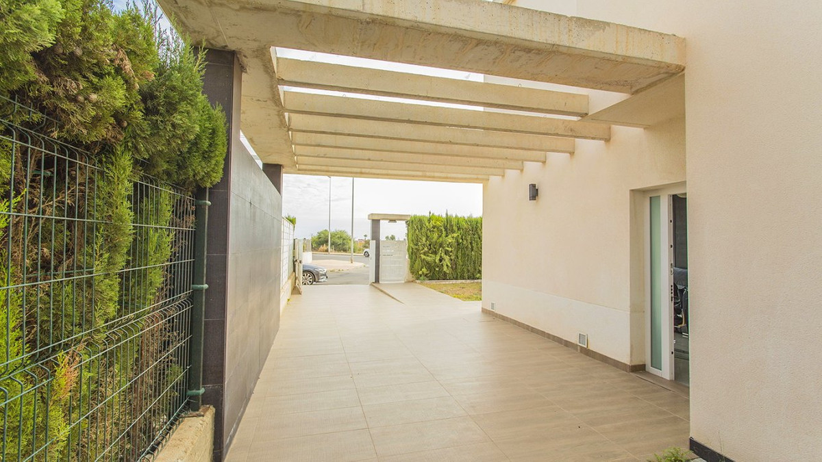 House – Detached Villa in Orihuela