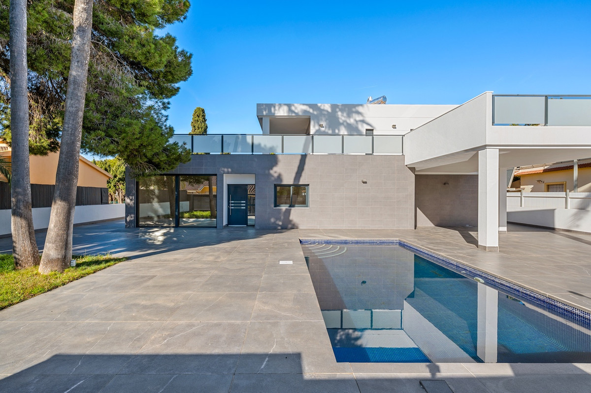 House – Detached Villa in Orihuela