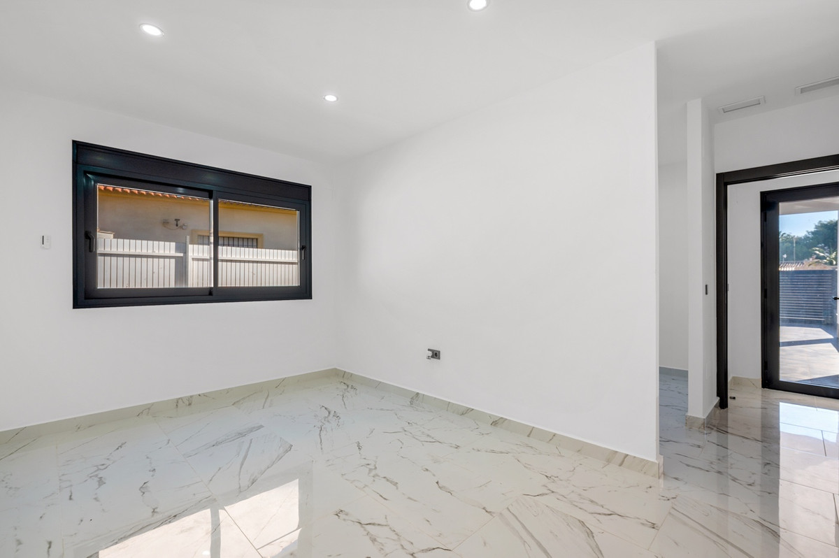 House – Detached Villa in Orihuela