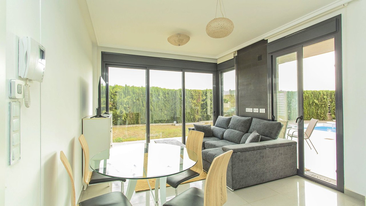 House – Detached Villa in Orihuela