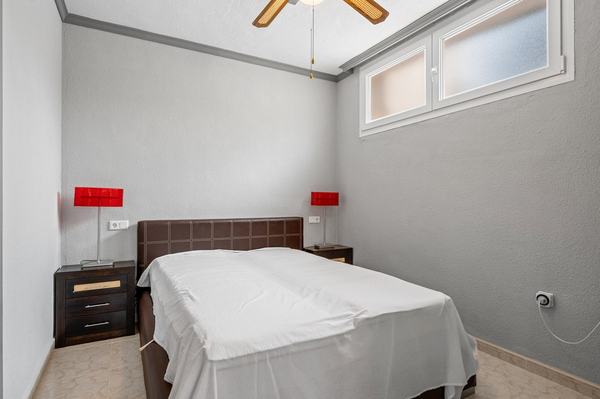House – Detached Villa in Rojales