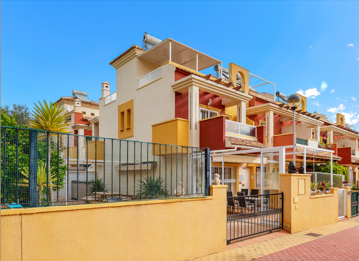 House – Townhouse in Orihuela