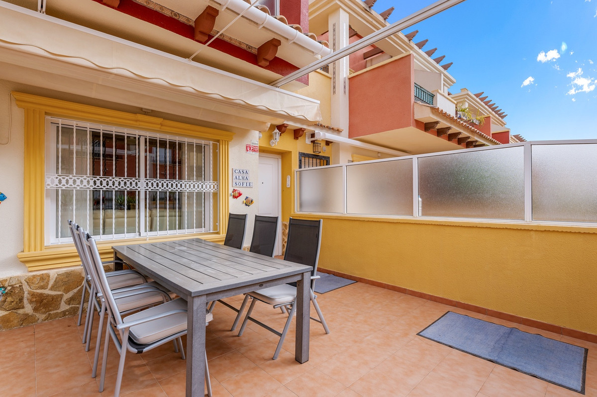 House – Townhouse in Orihuela