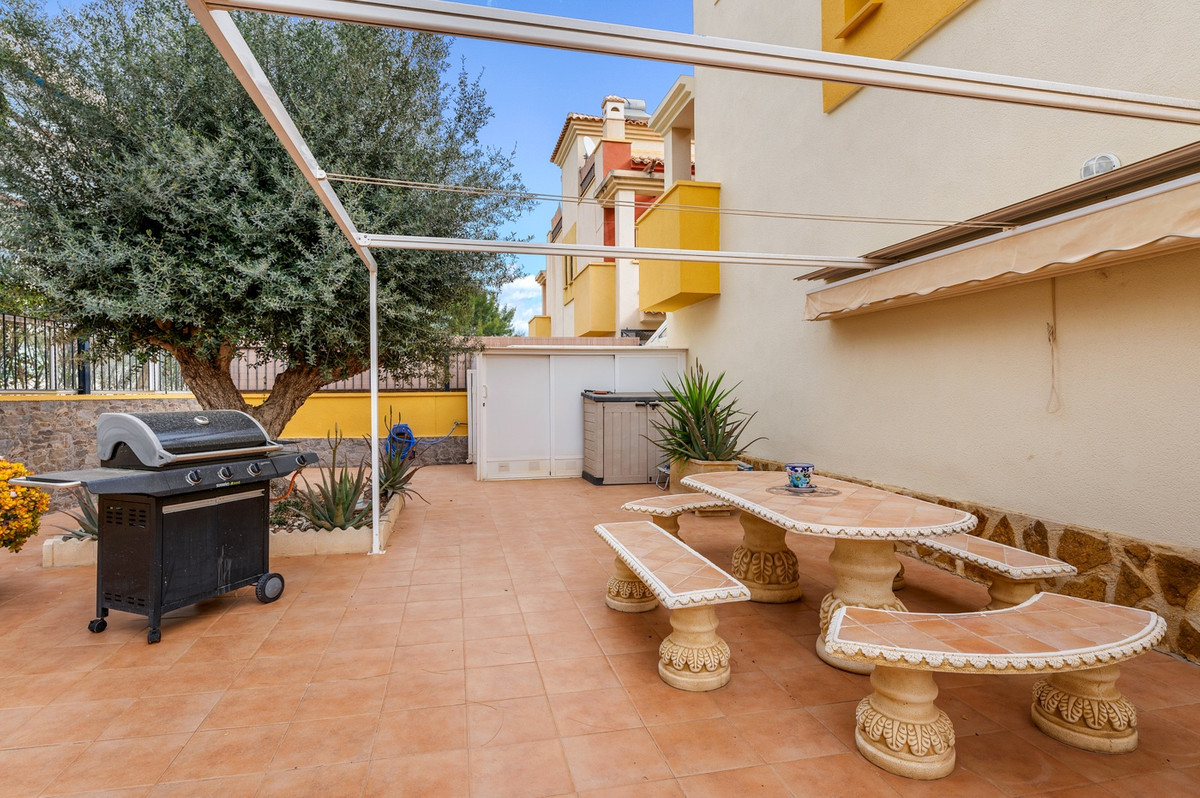 House – Townhouse in Orihuela