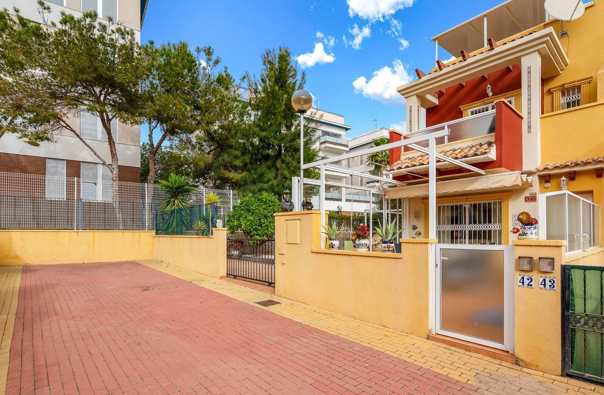 House – Townhouse in Orihuela