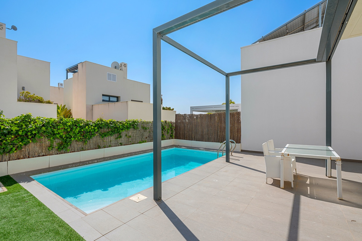ShowFeedImage House – Detached Villa in Rojales