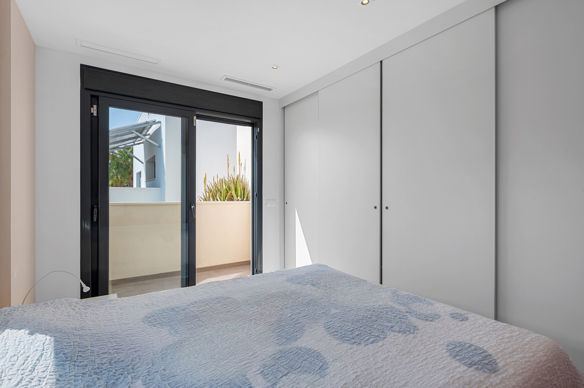 ShowFeedImage House – Detached Villa in Rojales