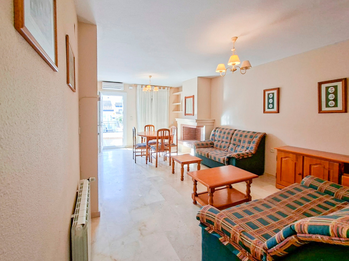 ShowFeedImage House – Townhouse in Orihuela