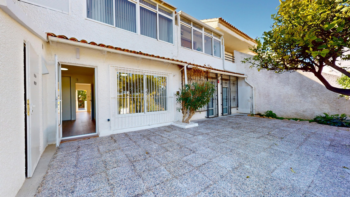 ShowFeedImage House – Bungalow in Orihuela
