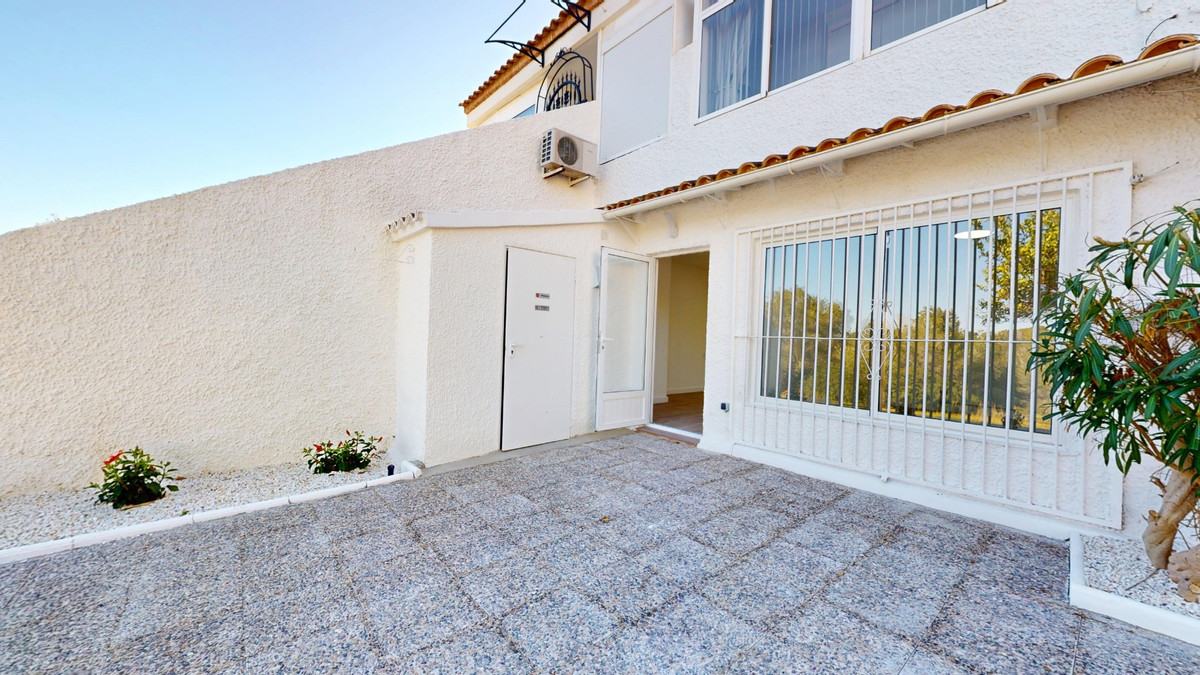 ShowFeedImage House – Bungalow in Orihuela