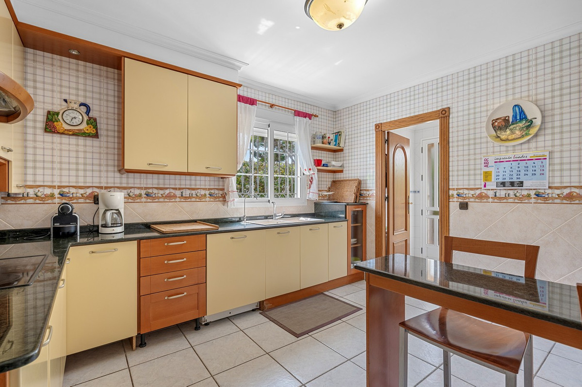 House – Detached Villa in Torrevieja