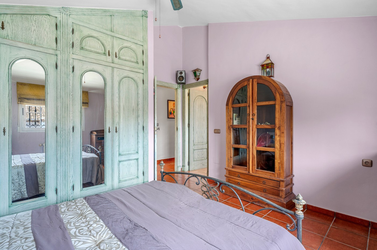 House – Detached Villa in Torrevieja