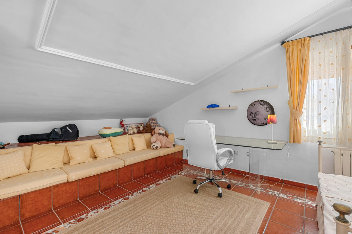 House – Detached Villa in Torrevieja