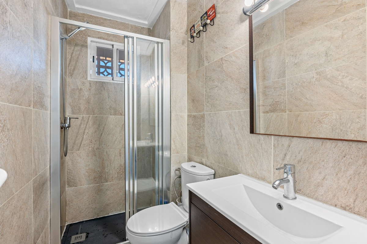 Apartment – Middle Floor Apartment in Santa Pola