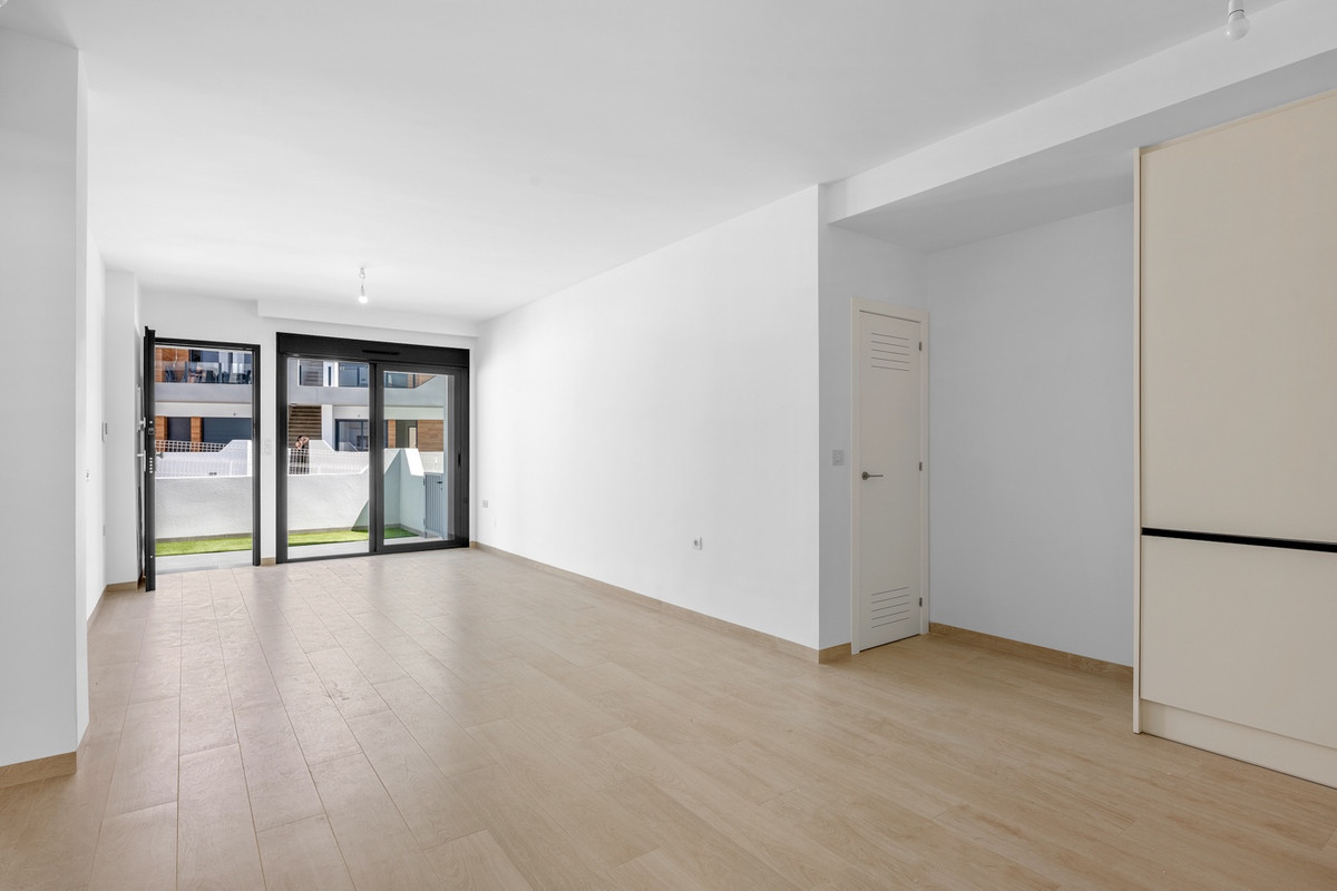 ShowFeedImage Apartment – Ground Floor Apartment in San Miguel de Salinas