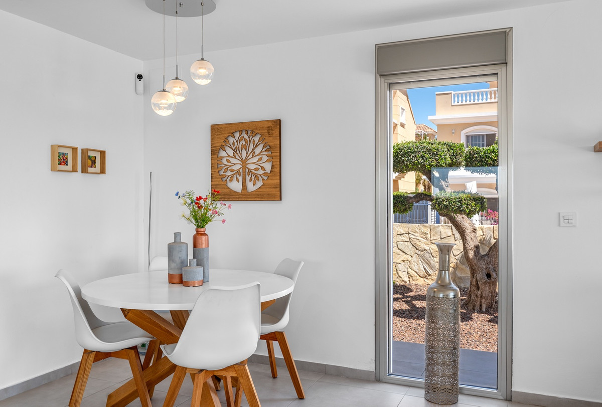 ShowFeedImage House – Detached Villa in San Fulgencio