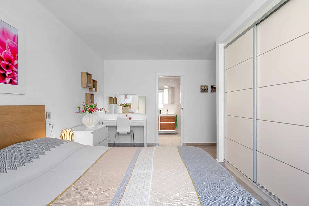 ShowFeedImage House – Detached Villa in San Fulgencio