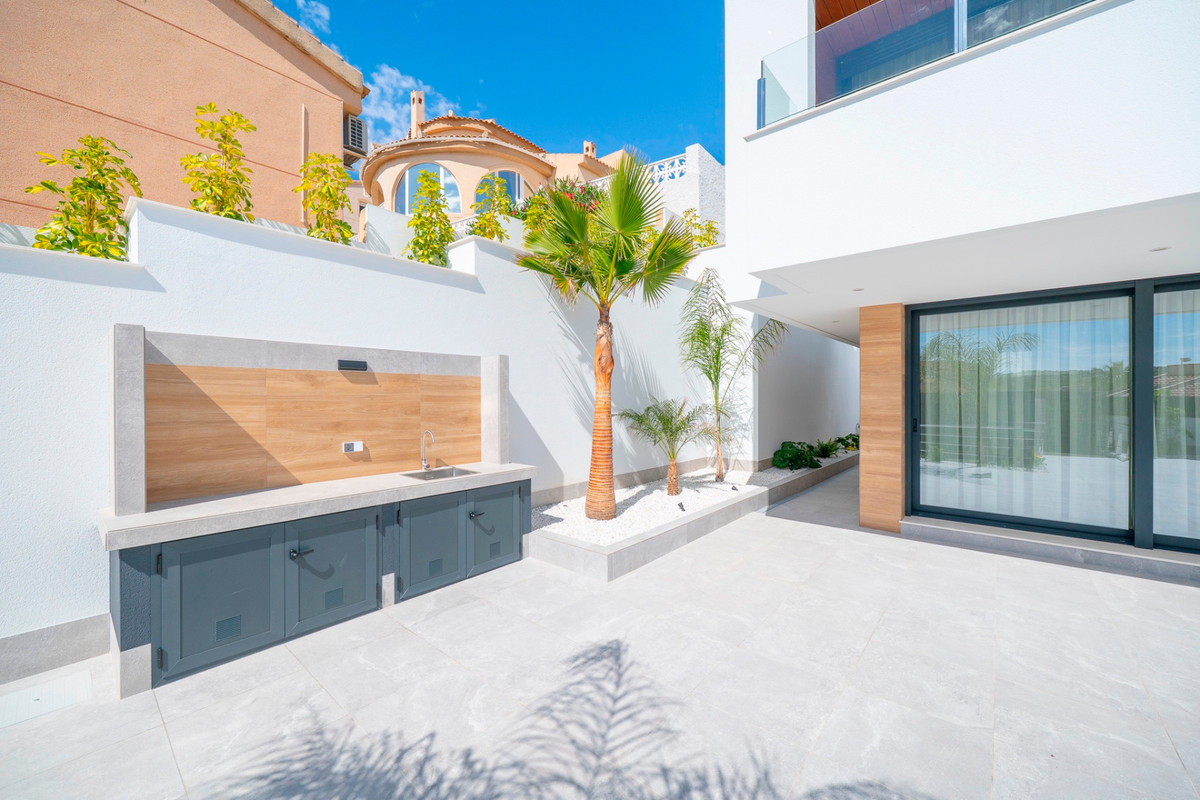 House – Detached Villa in Rojales